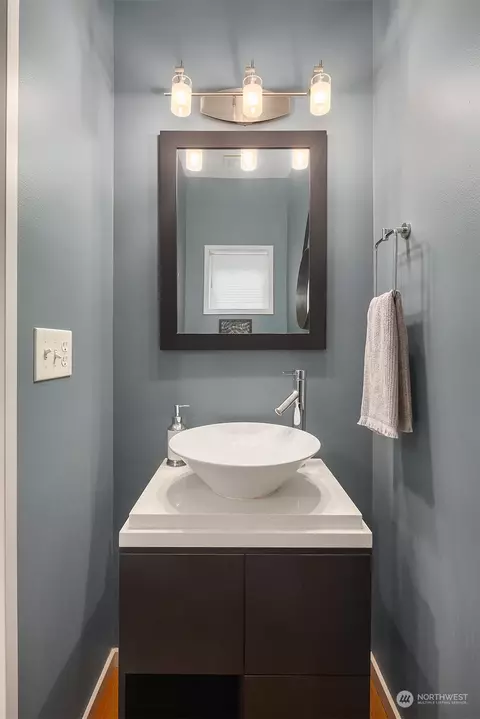 205 20th Ave E, Seattle, WA 98112 photo 14