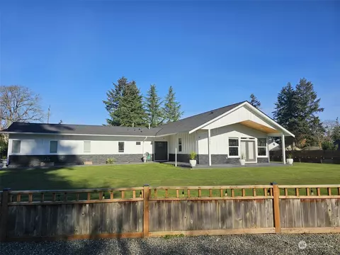5905 Fairlawn Dr SW, Lakewood, WA 98499