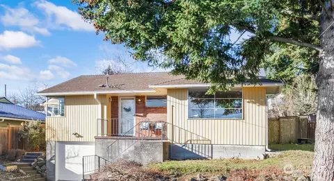 11039 35th Ave SW, Seattle, WA 98146