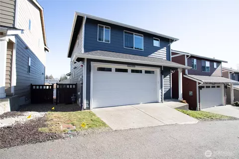 2595 Filbert Ave, Bremerton, WA 98310