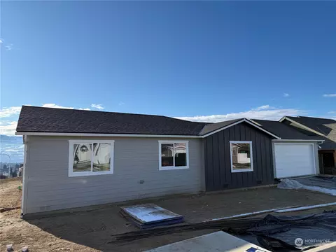 1964 N Mineral Pl, East Wenatchee, WA 98802