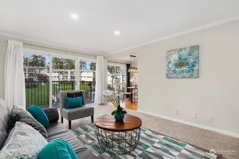 12700 NE 8th St #E 306, Bellevue, WA 98005