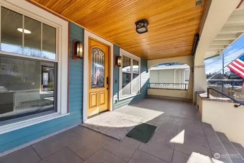 416 30th Ave E, Seattle, WA 98112 photo 3
