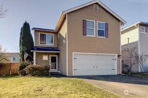 9322 180th St E, Puyallup, WA 98375