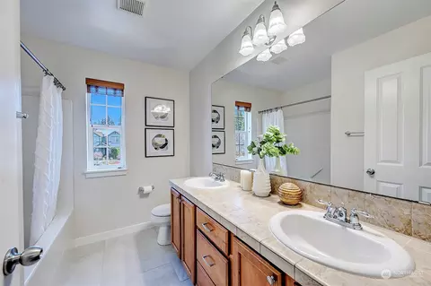 Bath - 21926 44th Dr SE, Bothell, WA 98021 photo 3 of 3