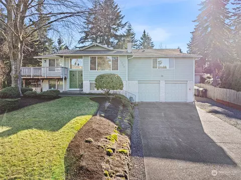 1509 Woodside Dr, Fircrest, WA 98466
