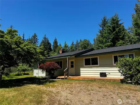1488 W Wilderness Ln, Seabeck, WA 98380