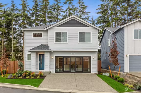 9570 7th Ave SE, Everett, WA 98208