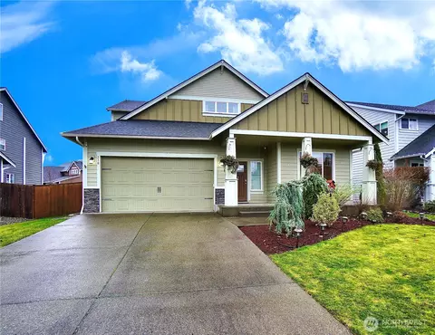 Exterior - 510 Carrier Ave SW, Orting, WA 98360 photo 2 of 6