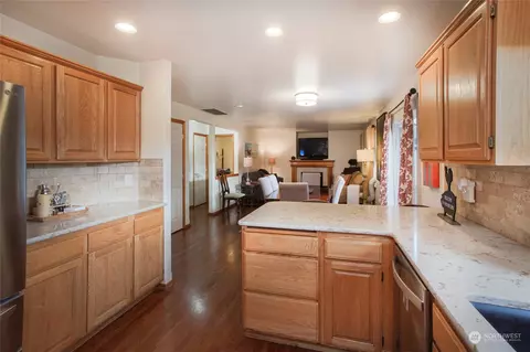 504 Harvest Rd, Bothell, WA 98012 photo 4