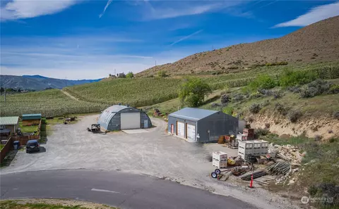 0 Pear Ln, Rock Island, WA 98850