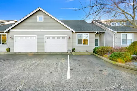 911 Aaron Dr #106, Lynden, WA 98264