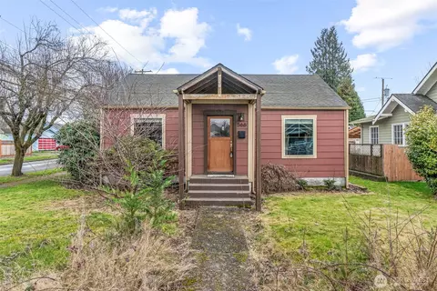 566 21st Ave, Longview, WA 98632