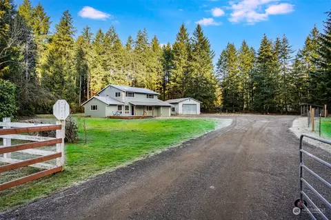 13387 Calico Pl NW, Silverdale, WA 98383