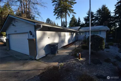 7533 66th Ave W, Lakewood, WA 98499