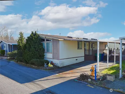 16600 25th Ave NE #127, Marysville, WA 98271
