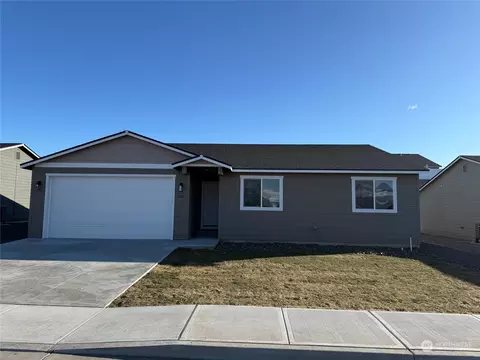 319 S Nevada Ave, East Wenatchee, WA 98802