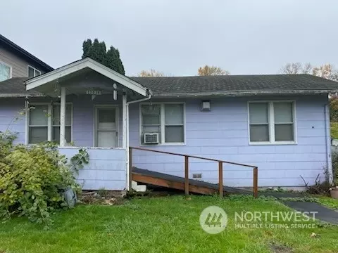 13036 56th Ave S, Tukwila, WA 98178