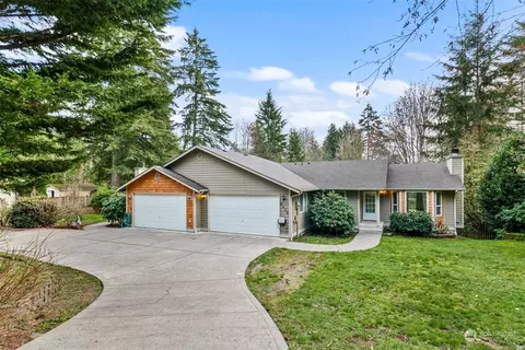 8620 137th St NW, Gig Harbor, WA 98329
