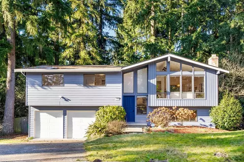 17104 NE 86th Ct, Redmond, WA 98052