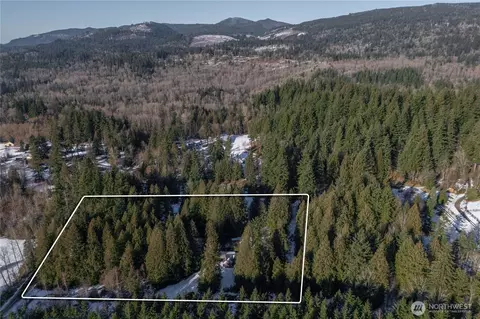 29840 SE 208th St, Maple Valley, WA 98038