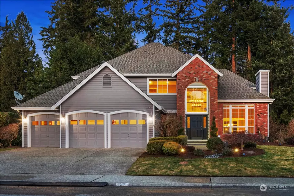  2212 Lyons Ave NE, Renton, WA 98059 photo 1