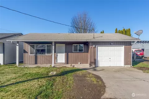 615 S 8th Ave, Kelso, WA 98626