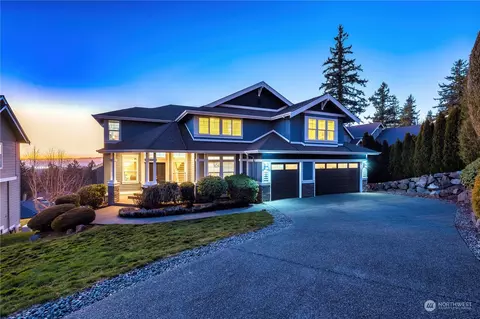 7021 169th Ave SE, Bellevue, WA 98006