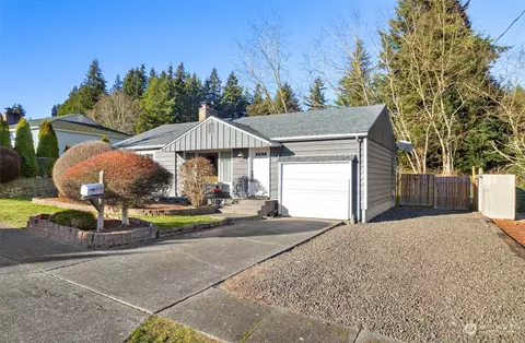 1942 NE Virginia St, Bremerton, WA 98310