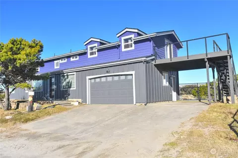 701 Oysterville Rd, Ocean Park, WA 98640