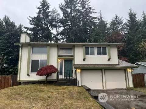 5711 20th Ave SE, Lacey, WA 98503
