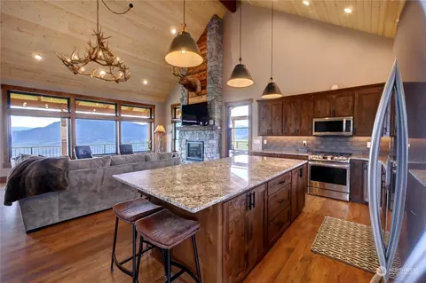 26 Maggies Rd, Twisp, WA 98856 photo 3
