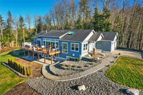 38734 Benchmark Ave NE, Hansville, WA 98340
