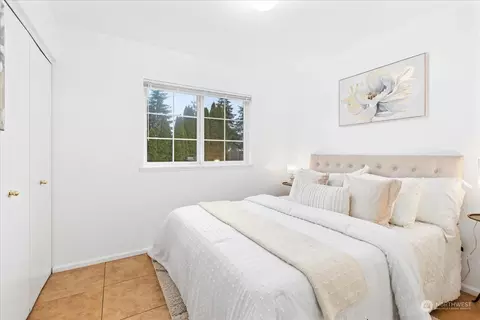 Bedroom - 1323 E Casino Rd, Everett, WA 98203 photo 2 of 2