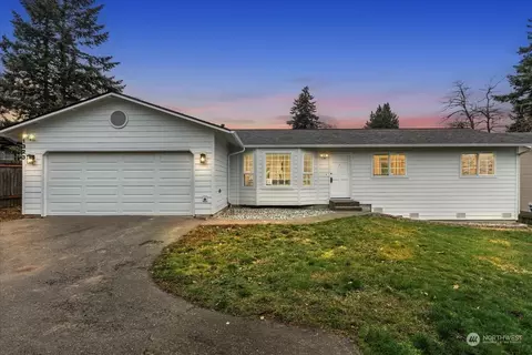 1323 E Casino Rd, Everett, WA 98203