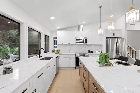 Kitchen - 17025 1st Ave SE, Bothell, WA 98012 photo 3 of 3