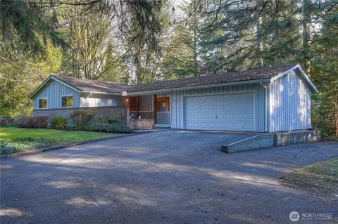 11405 Interlaaken Dr SW, Lakewood, WA 98498
