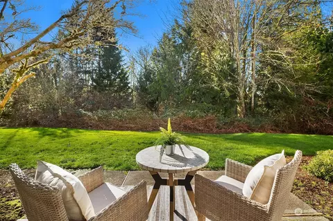 4151 220th Pl SE #1053, Issaquah, WA 98029