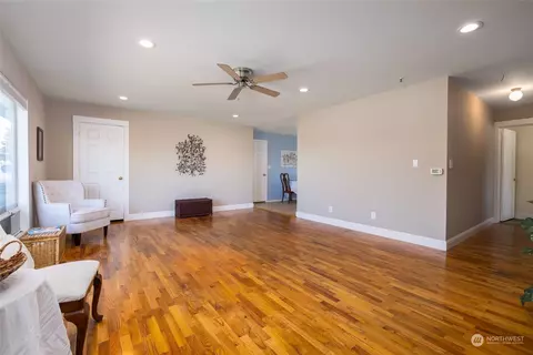 2804 M Ave, Anacortes, WA 98221