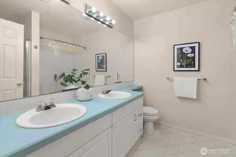 Bath - 23908 Bothell-everett Hwy #C9, Bothell, WA 98021 photo 2 of 4