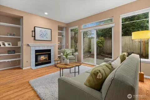 Living - 23908 Bothell-everett Hwy #C9, Bothell, WA 98021 photo 2 of 4