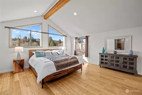 5425 25th Ave SW, Seattle, WA 98106 photo 4