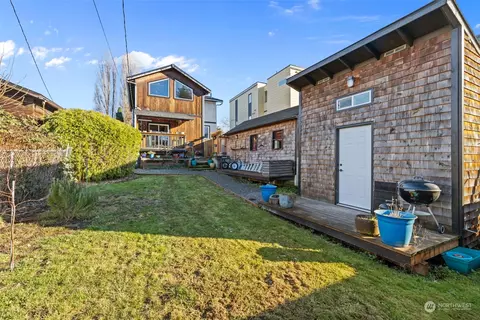 5425 25th Ave SW, Seattle, WA 98106 photo 27