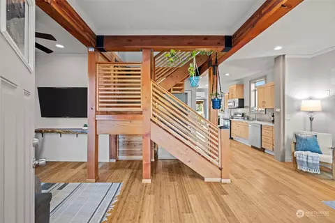 5425 25th Ave SW, Seattle, WA 98106 photo 6