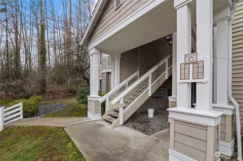 15300 112th Ave NE #C207, Bothell, WA 98011
