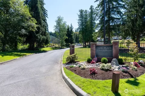 2122 7th Ave SW, Puyallup, WA 98371