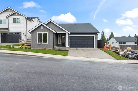 7157 91st St E, Puyallup, WA 98371