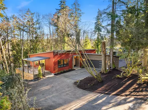 11900 Olympic Terrace Ave NE, Bainbridge Island, WA 98110