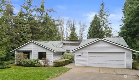 18738 SE 281st St, Kent, WA 98042