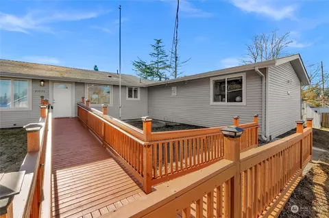 23004 100th Ave SE, Kent, WA 98031